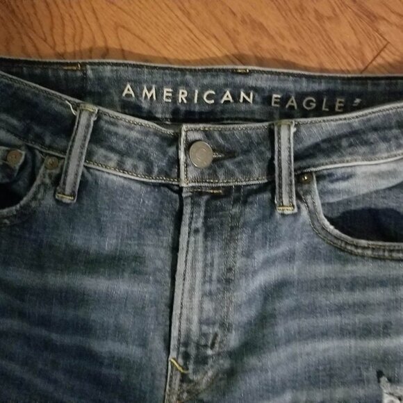 AE 32X32 Athletic skinny distressed jeans - Picture 4 of 10